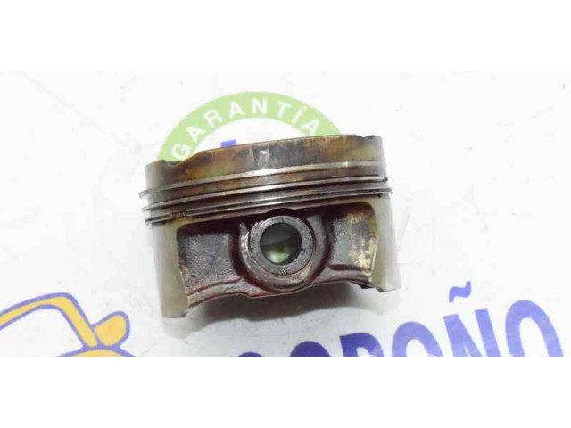 Píst 11251703456   BMW 5 E39   2.5  