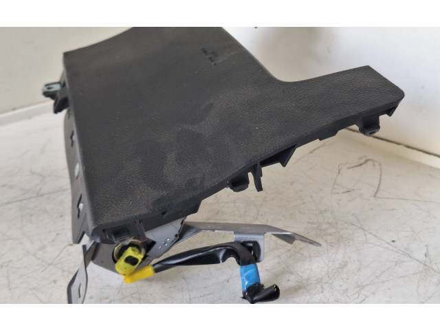 Подушка безопасности для колен 8BXN06417M1J   Toyota RAV 4 (XA40)