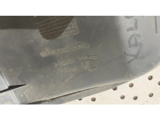 Нижняя решётка (из трех частей) Chevrolet Kalos 2005-2008 года 96481832      