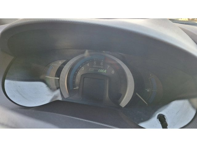 Панель приборов 2372540   Honda Insight       