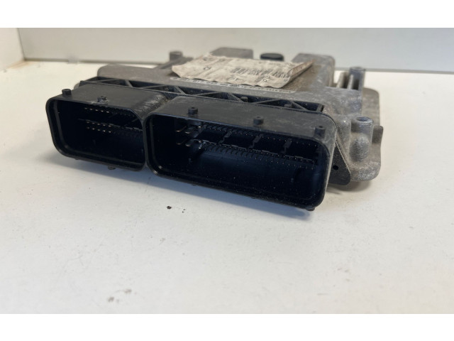 Блок управления двигателя 03L906018LA   Audi A6 S6 C7 4G