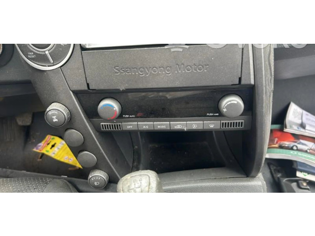Блок управления климат-контролем 6870009020HCX   SsangYong Kyron
