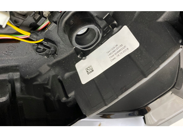Volant BMW 1 F40 2019 7939603  