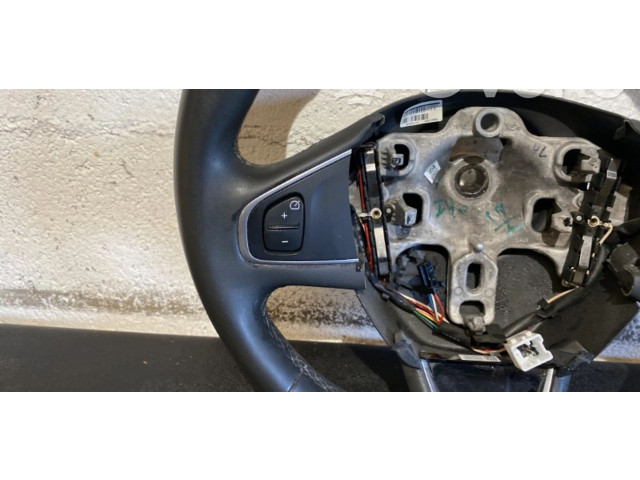 Руль Renault Clio IV  2012 - - года 484005241R      