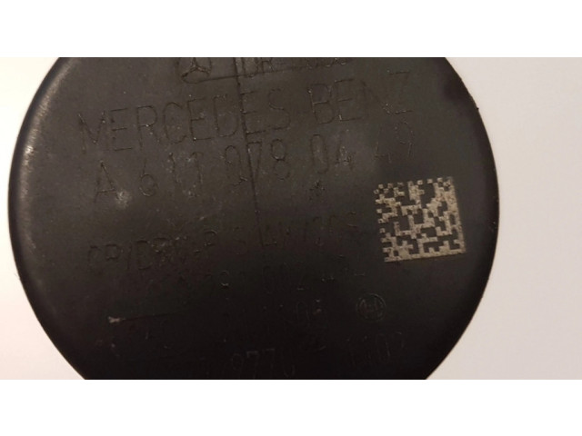 Vstřikovací lišta A6420700495, A6110780449   Mercedes-Benz R W251  pro benzínový motor 5.0 113971 