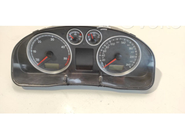 Přístrojová deska  Skoda Superb B5 (3U) 2003 81071428, 88311322  