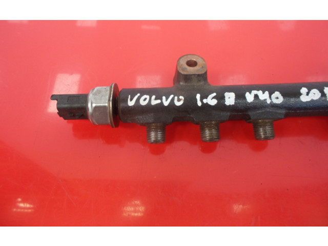 Vstřikovací lišta 968529758002, 28497Z01   Volvo V40     