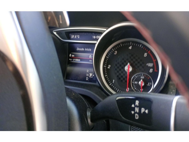 Přístrojová deska  Mercedes-Benz A W176 2017   