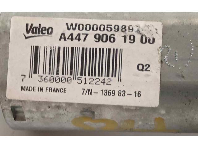 Vstřikovací lišta A4479061900, W000059897   Mercedes-Benz Vito Viano W447    651950 