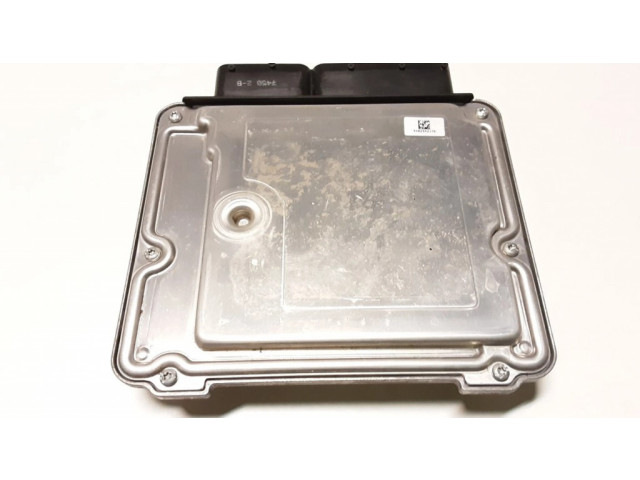 Řídící jednotka 55578704, 0281017587   Opel Meriva B 2011