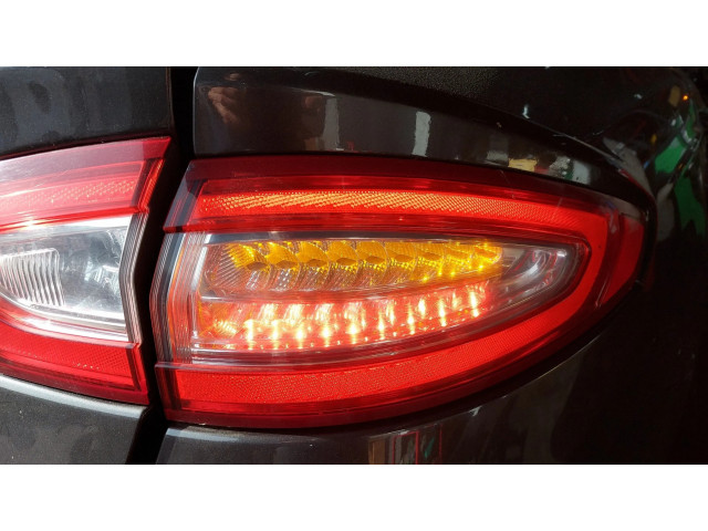 Задний фонарь  DS7313404FH    Ford Mondeo MK IV   2007-2014 года