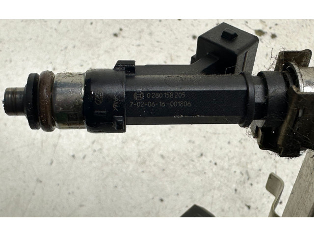 Vstřikovací lišta 55577580, 0280151267   Opel Meriva B     