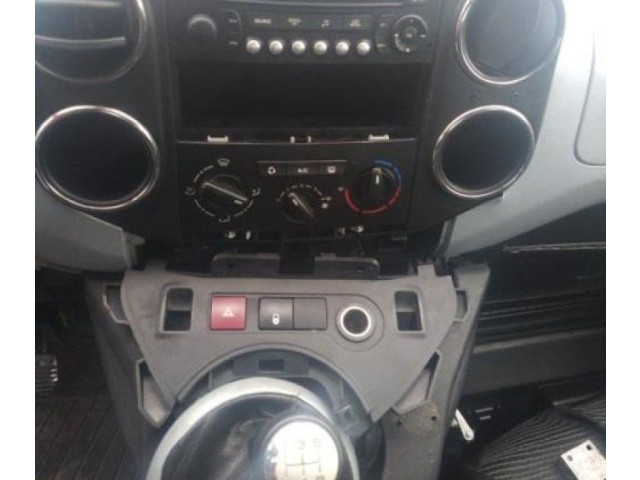 Блок управления двигателя    Citroen Berlingo