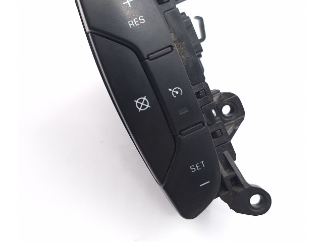 Руль Suzuki XL7 II  2006 - 2009 года 15292196, 152921968066      