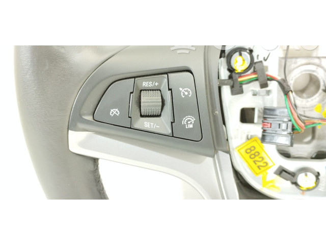 Руль Chevrolet Trax   95128808      