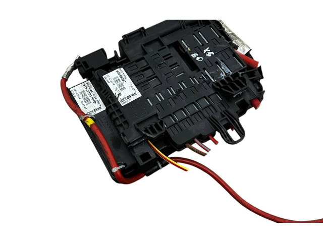   Pojistková skříňka 30659092, 31337183   Volvo V60 2014