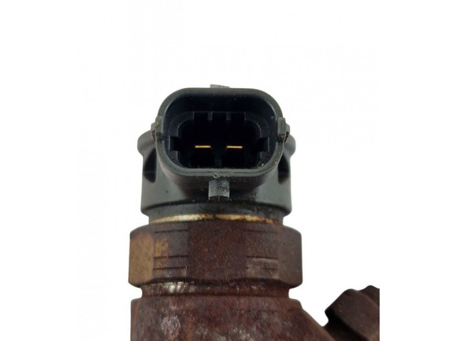 Vstřikovač 0445110584, 338002F610   KIA Sorento     