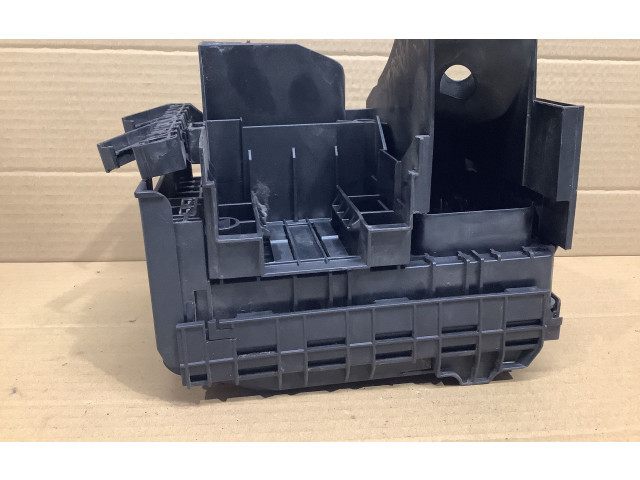 Блок предохранителей 3C0937125   Volkswagen Sharan    
