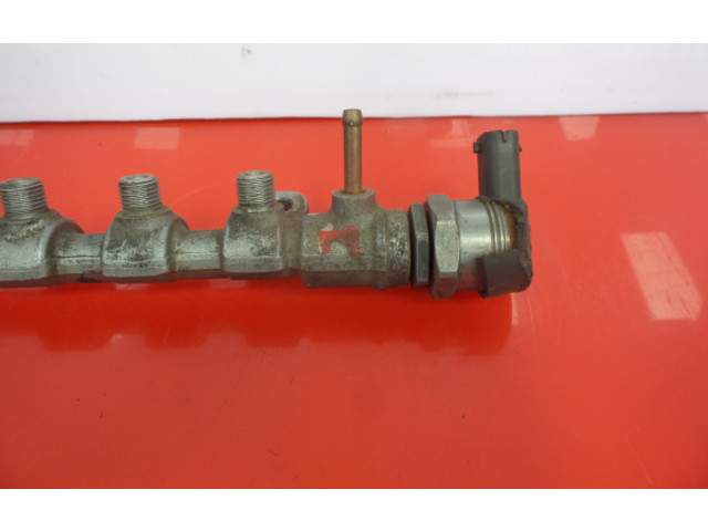 Vstřikovací lišta 0445214177, 107780-0531   Toyota Auris 150     