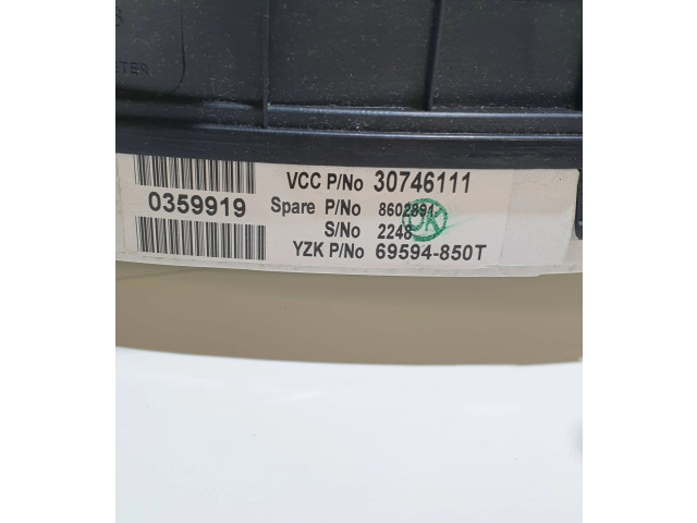 Přístrojová deska  Volvo XC90 2007 30746111, 8602891  