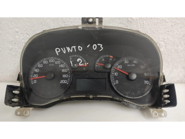 Přístrojová deska  Fiat Punto (188)  46833378, CUADROINSTRUMENTOS  