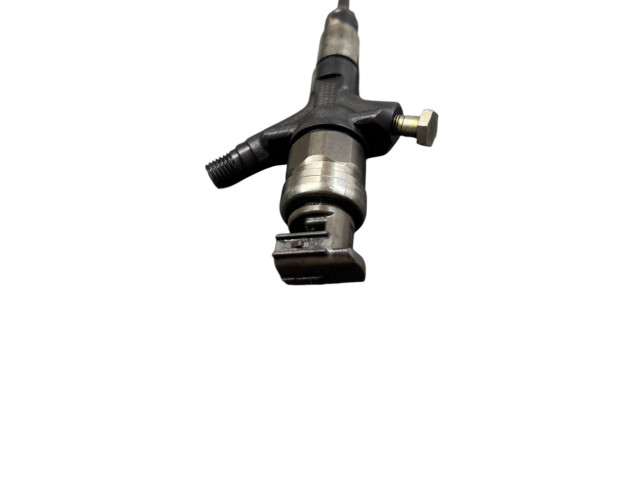 Форсунка 16613AA020, 09K00900    Subaru Forester SH   