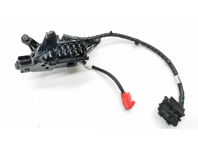 Блок предохранителей  A2135403539   Mercedes-Benz EQC    