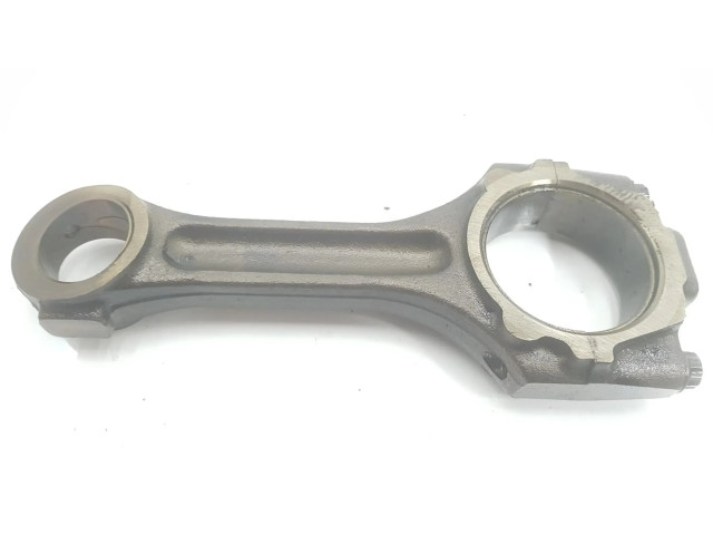 Ojnice  2351027410    Hyundai Tucson JM  2.0