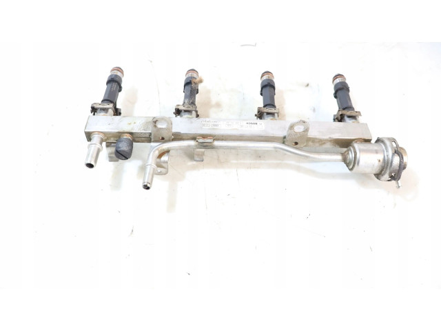 Vstřikovací lišta 0280151267   Opel Zafira C     