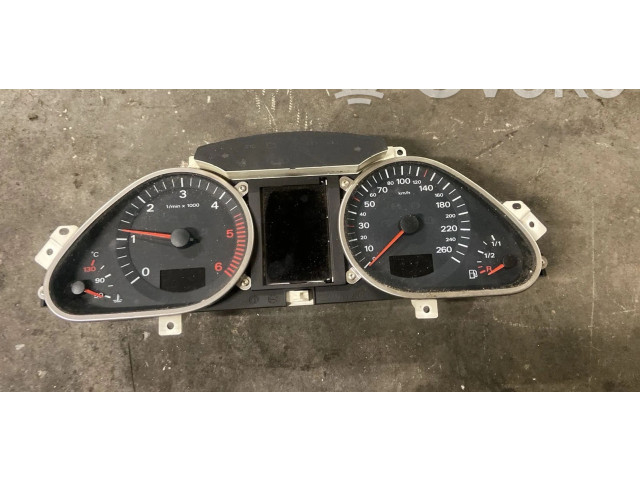 Přístrojová deska  Audi A6 S6 C6 4F 2005 5540007312  