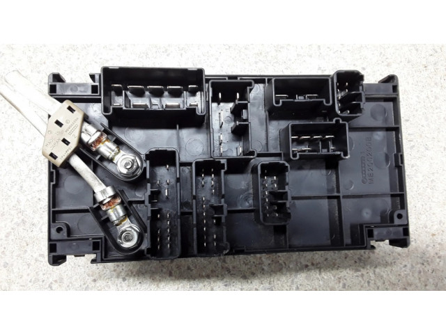   Pojistková skříňka 82241AG070   Subaru Outback 2008