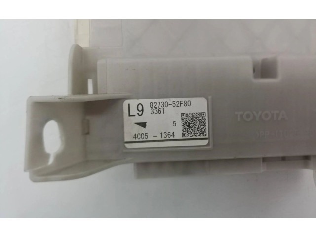   Pojistková skříňka 8273052F80   Toyota Yaris 2014