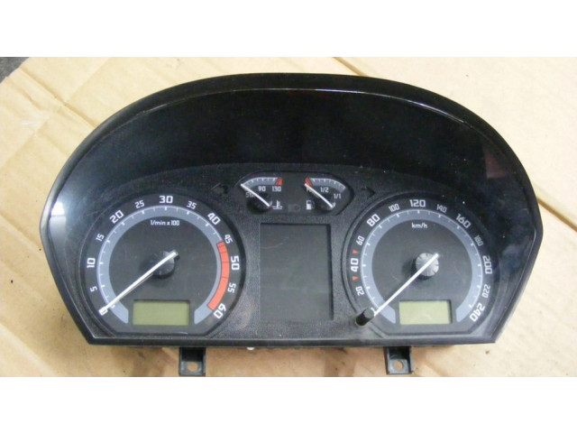 Přístrojová deska  Skoda Fabia Mk1 (6Y) 1999 6Y0920883D  