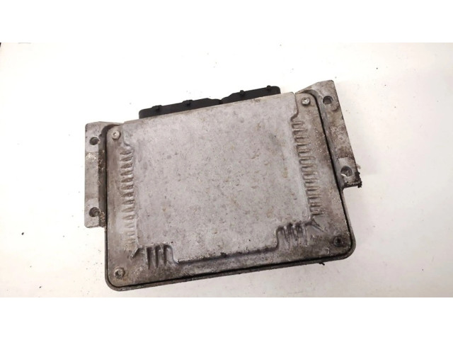 Блок управления двигателя 0281011553, 55198058   Fiat Stilo