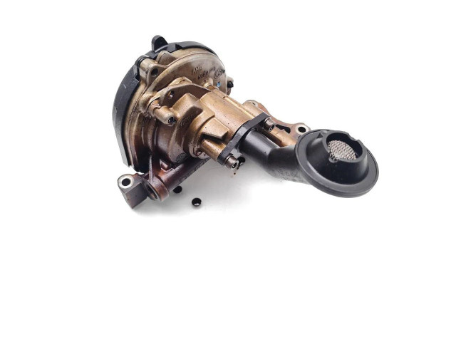 Масляный насос  CBZB 03F115105C  Seat Leon (1P) 
