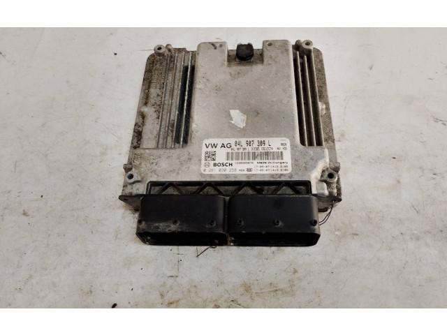 Řídící jednotka 04L907309L   Audi A4 S4 B9 8W 2019