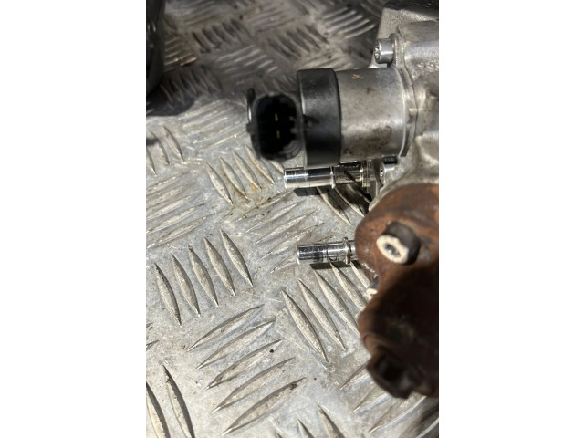 Vstřikovací čerpadlo 9811347380   Peugeot 208    DV6FD_BHY 