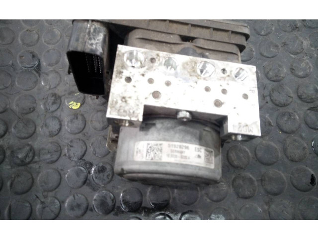 Блок АБС 51920296, P3-A8-17-4   Alfa Romeo  Giulietta   -  года