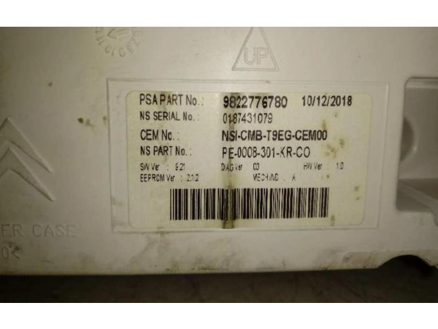 Přístrojová deska  Peugeot 308 SW  2019 9822776780  