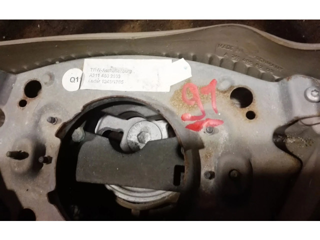 Volant Mercedes-Benz E W211 2002 A21946028039E37  