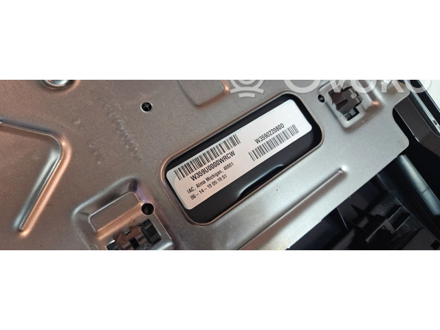 Дисплей    W359022080D, 1VX08DX9AA   Chrysler Town & Country V