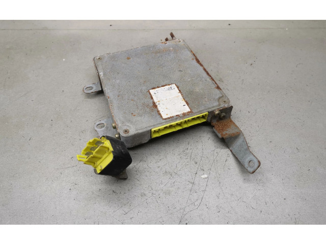 Блок управления двигателя 0567006381   Mazda MX-3