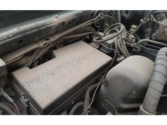   Pojistková skříňka    Opel Monterey 