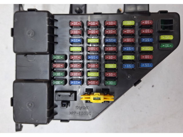 Блок предохранителей 911102E001, AK6510   Hyundai Tucson JM    