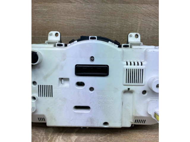 Панель приборов 8380042D01, 2574302664   Toyota RAV 4 (XA20)       