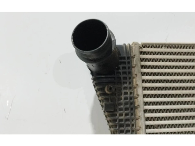 Интеркулер  1K0145803AF   Volkswagen Touran II 