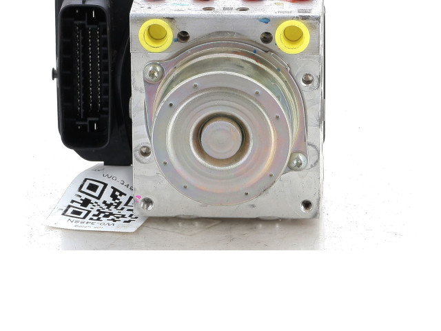 Jednotka ABS 4670C016, W0-3488N   Mitsubishi L200 2017