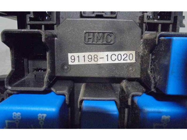 Pojistková skříňka Řídící jednotka BSM 911981C020   Hyundai Getz 2006