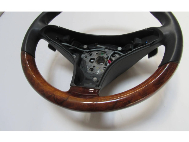 Volant Mercedes-Benz SL R230 2009 A2304602718  