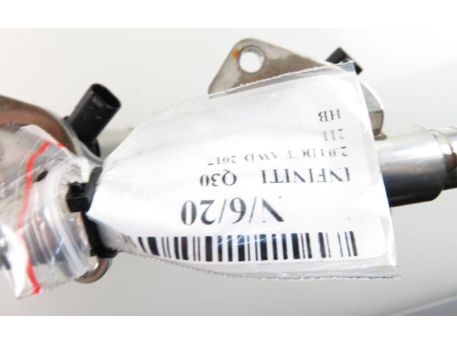 Vstřikovací lišta 0261545116, A2700701400   Infiniti Q30  pro benzínový motor 2.0 M 270 DE20 (270.920) 